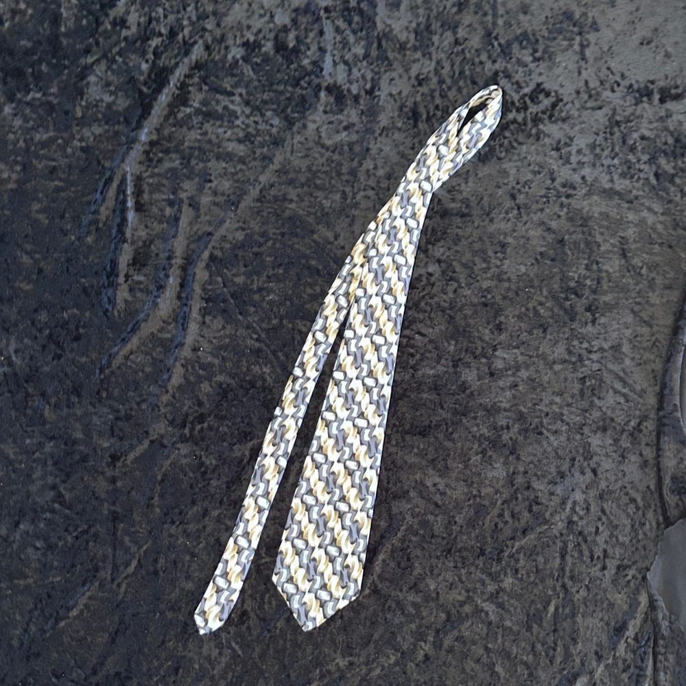 Stylish Gray and Gold Men's Tie